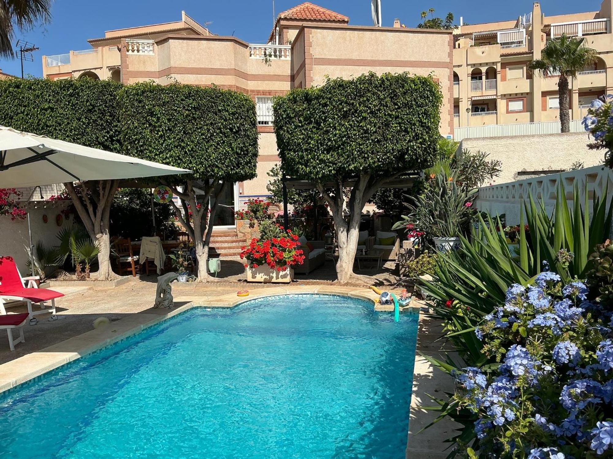 Large Villa Private Pool And Garden Near Beach Roquetas de Mar Esterno foto